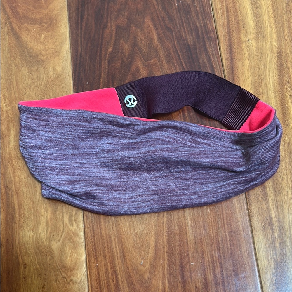lululemon athletica Purple and pink reversible Headband